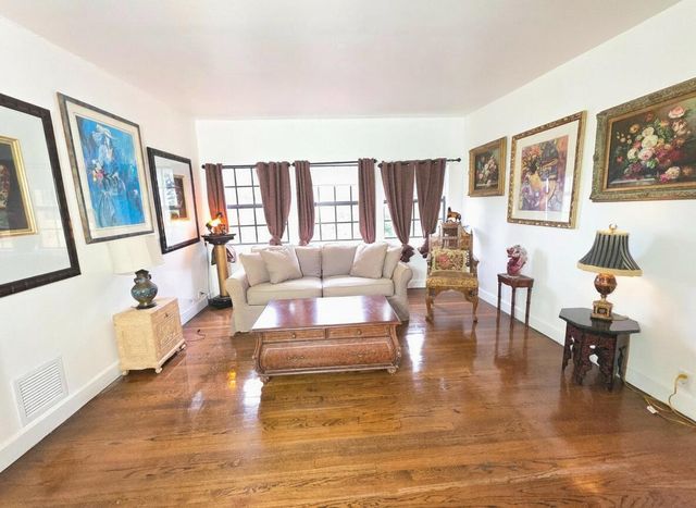 4200 N Surf Road, Hollywood, FL 33019