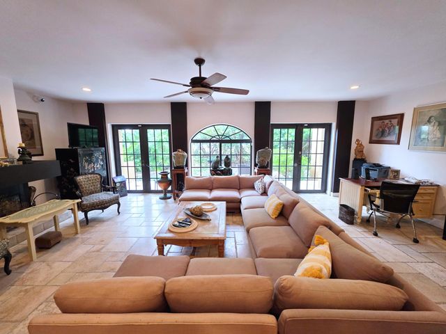 4200 N Surf Road, Hollywood, FL 33019