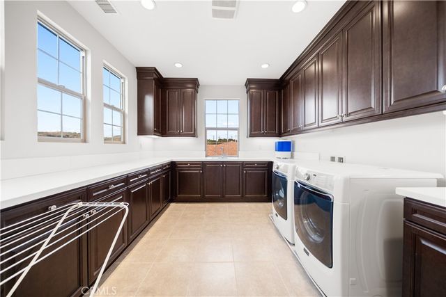 878 N Landa Way, Brea, CA 92821