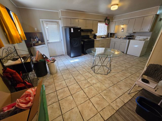 2105 E 29th Street, Lubbock, TX 79404