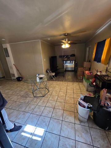 2105 E 29th Street, Lubbock, TX 79404