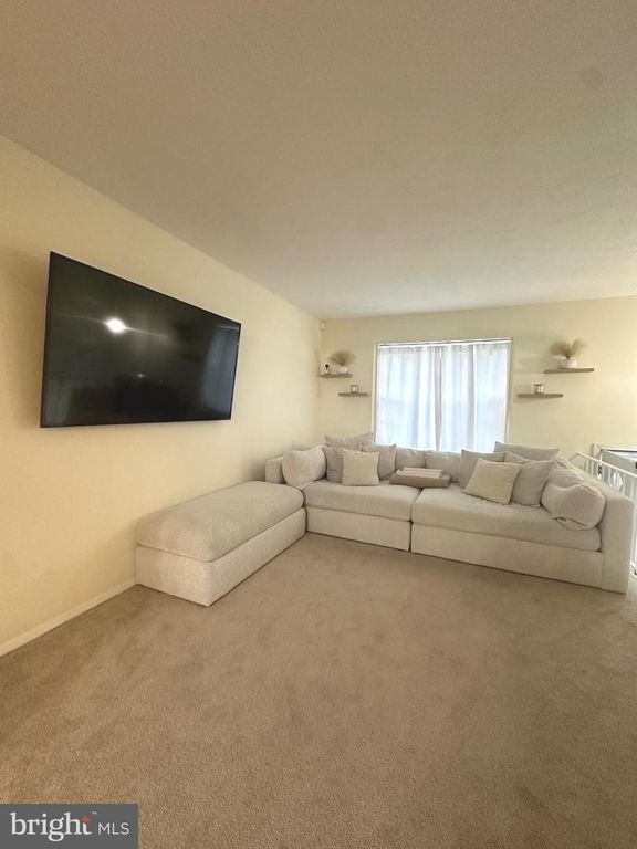 423 KOSOAK RD, Baltimore, MD 21220