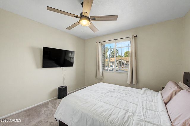 2321 W VINEYARD Road, Tempe, AZ 85282