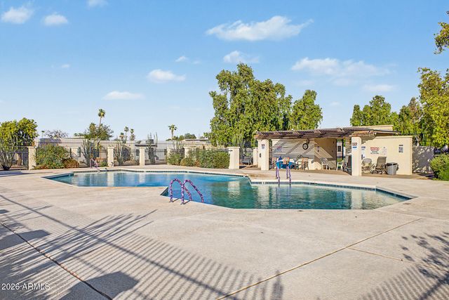 2321 W VINEYARD Road, Tempe, AZ 85282