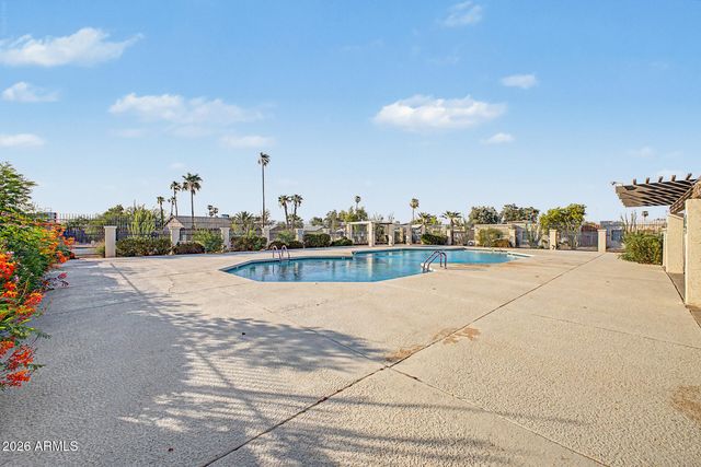 2321 W VINEYARD Road, Tempe, AZ 85282