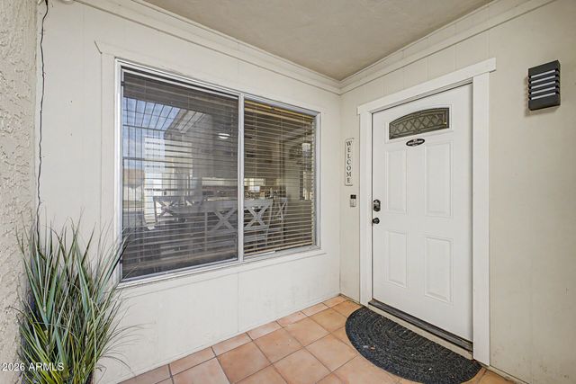 2321 W VINEYARD Road, Tempe, AZ 85282