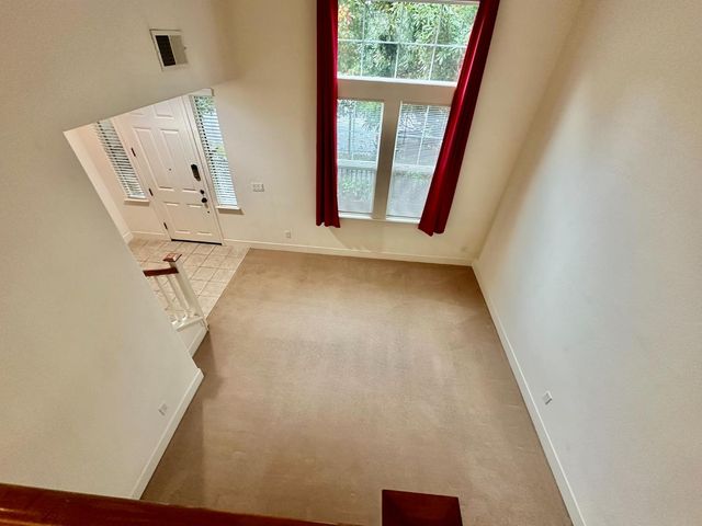 1620 D St, Sacramento, CA 95814