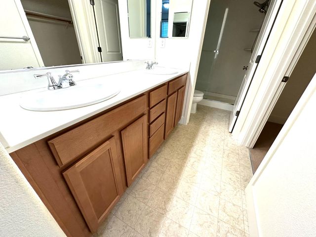 1620 D St, Sacramento, CA 95814