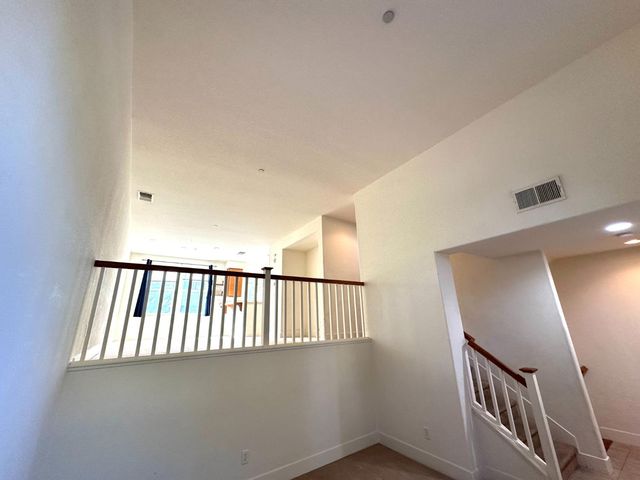 1620 D St, Sacramento, CA 95814