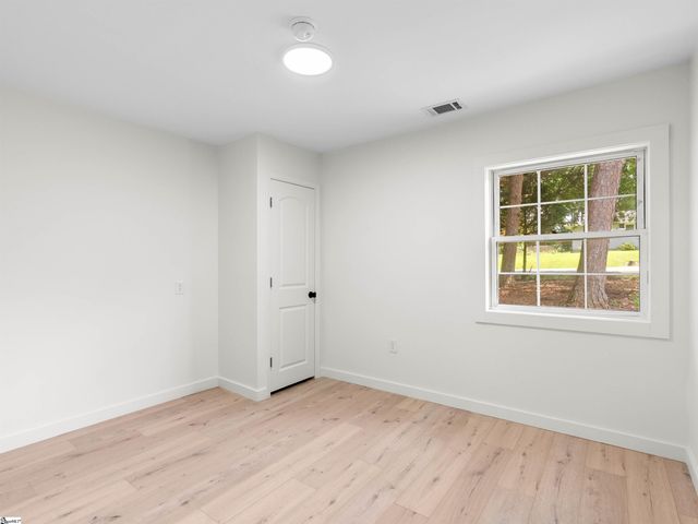 1 Lamar Circle, Greenville, SC 29605