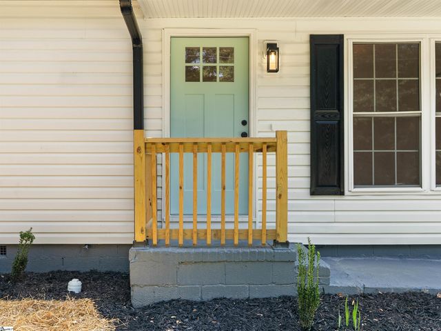 1 Lamar Circle, Greenville, SC 29605