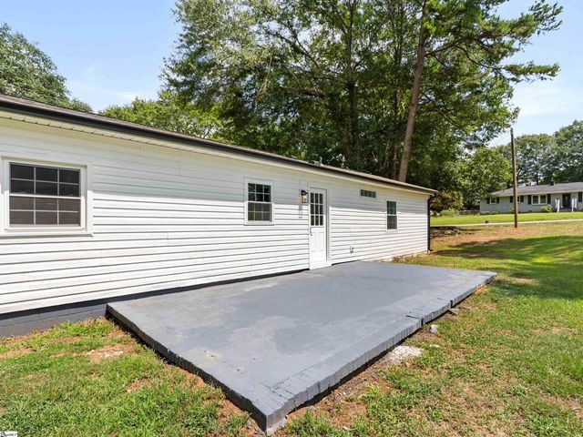 1 Lamar Circle, Greenville, SC 29605