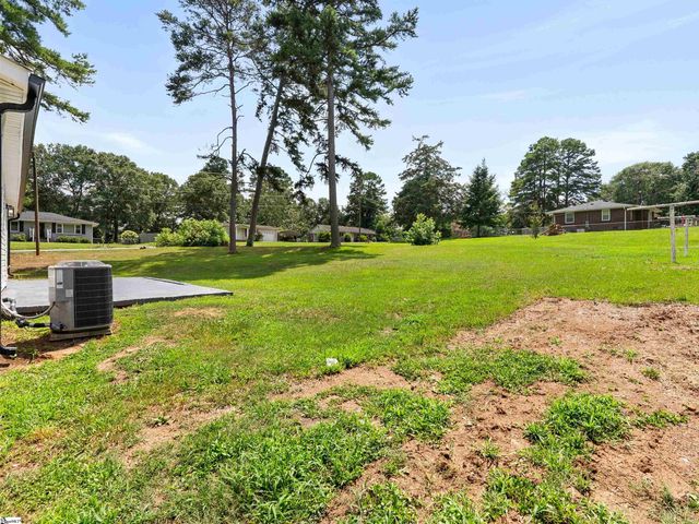 1 Lamar Circle, Greenville, SC 29605