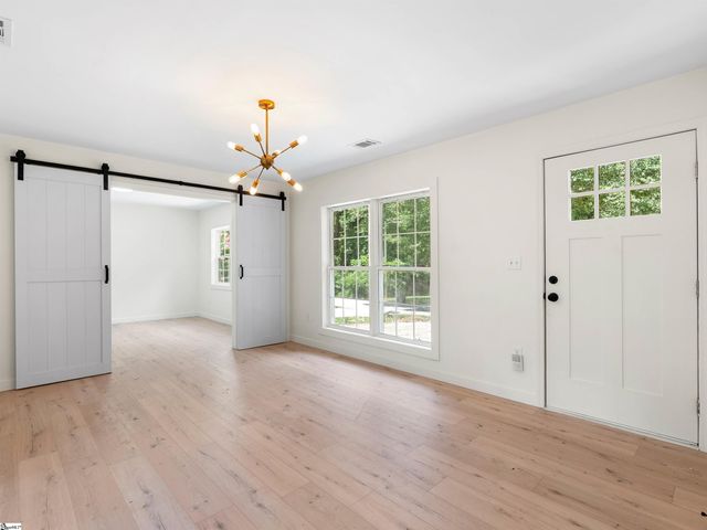 1 Lamar Circle, Greenville, SC 29605