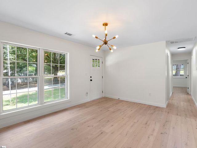 1 Lamar Circle, Greenville, SC 29605