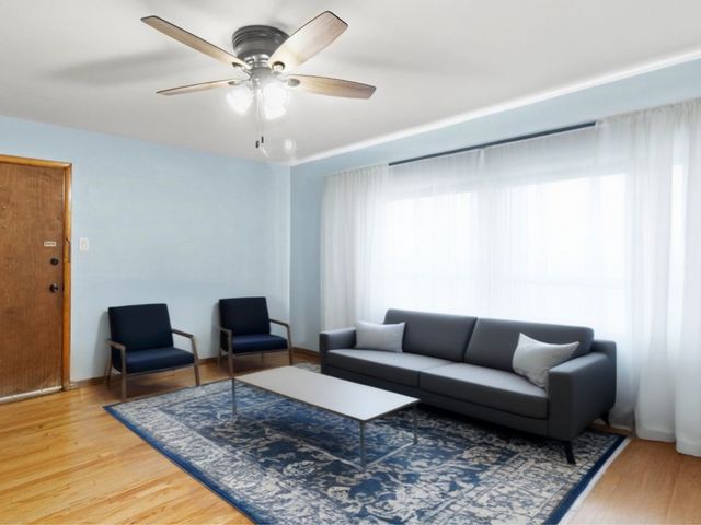 38 W 78th Street, Chicago, IL 60620