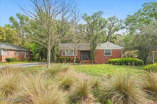 4527 PEACHTREE Circle E, Jacksonville, FL 32207