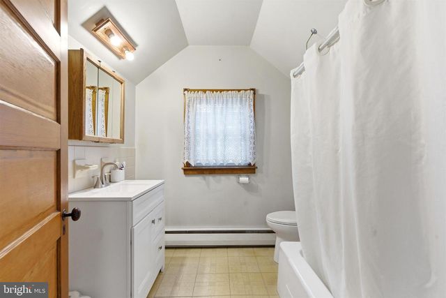 104 MONTGOMERY AVENUE, East Norriton, PA 19401