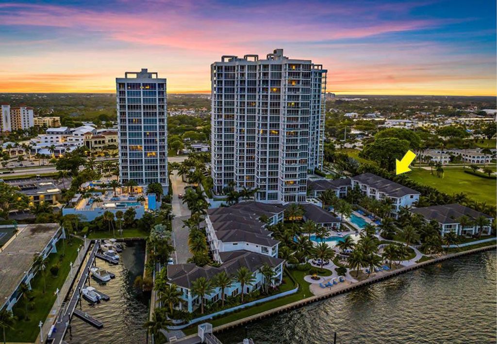 110 Water Club Court N, North Palm Beach, FL 33408