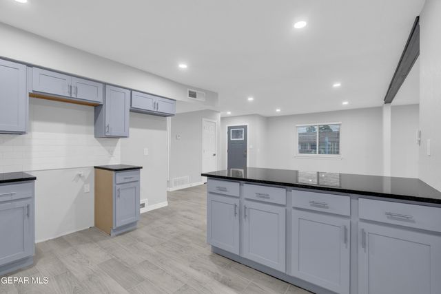 9220 MORELIA Road, El Paso, TX 79907