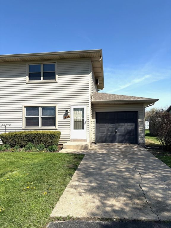 724 Oakton Road, Montgomery, IL 60538
