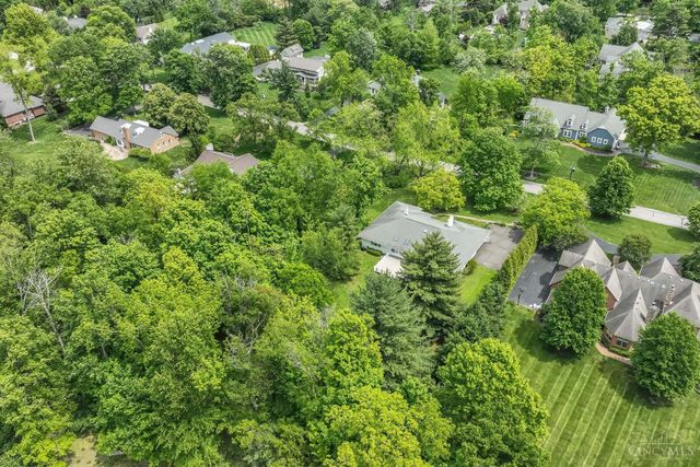 6625 N Clippinger Drive, Indian Hill, OH 45243
