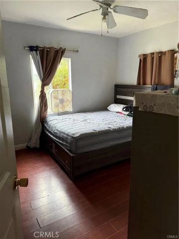 1722 W Pine, Santa Ana, CA 92703