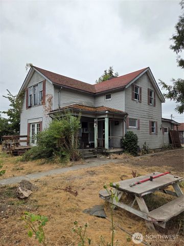 111 Calistoga Street E, Orting, WA 98360