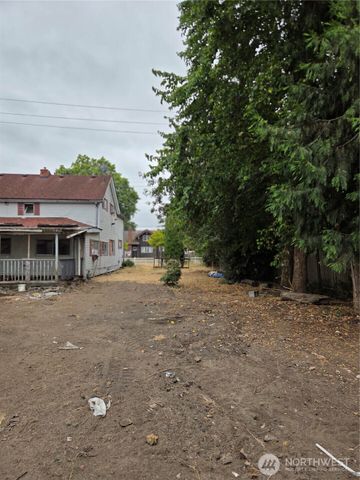 111 Calistoga Street E, Orting, WA 98360