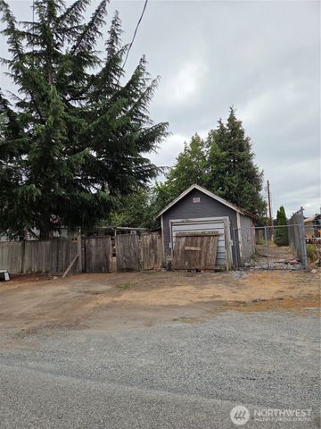 111 Calistoga Street E, Orting, WA 98360