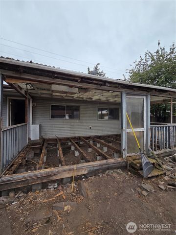 111 Calistoga Street E, Orting, WA 98360