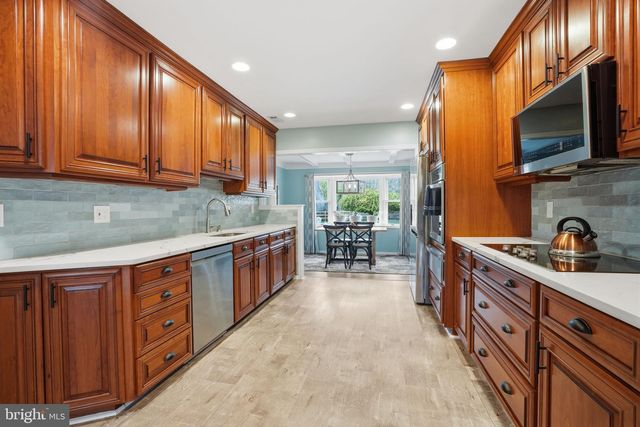 1431 SILO RD, Yardley, PA 19067