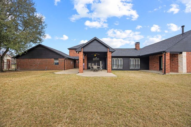 1041 N Munson Road, Royse City, TX 75189