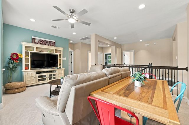 7816 Bettis Trophy DR, Austin, TX 78739
