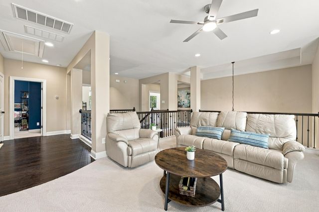 7816 Bettis Trophy DR, Austin, TX 78739
