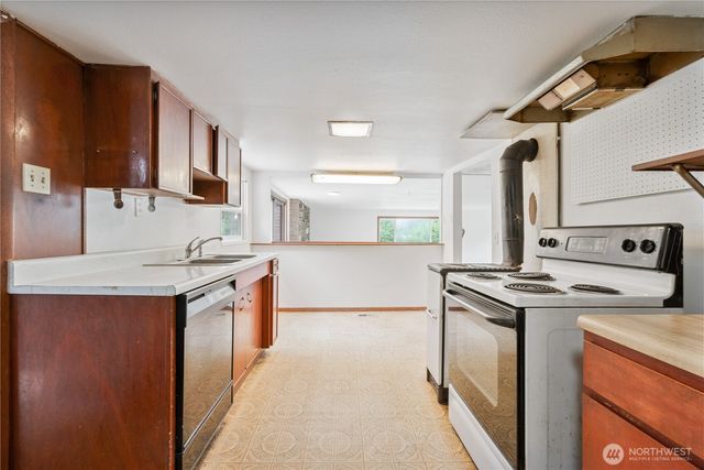 5104 S 368th Street, Auburn, WA 98001