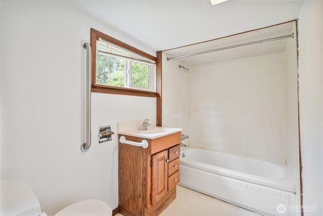 5104 S 368th Street, Auburn, WA 98001