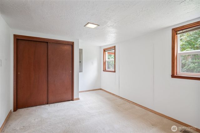 5104 S 368th Street, Auburn, WA 98001