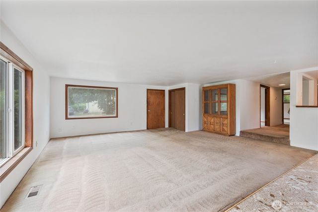 5104 S 368th Street, Auburn, WA 98001