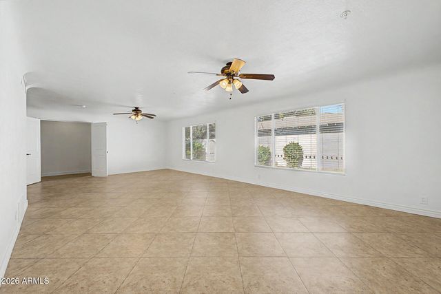 530 E ROSE Lane, Phoenix, AZ 85012