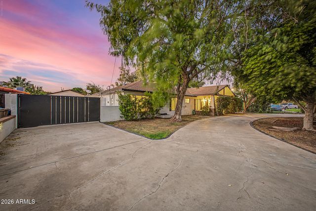 530 E ROSE Lane, Phoenix, AZ 85012