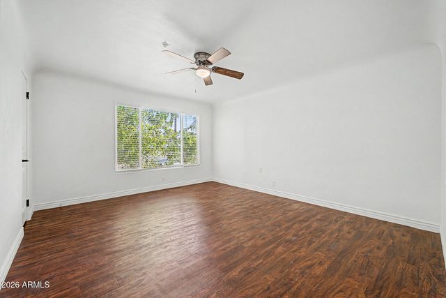 530 E ROSE Lane, Phoenix, AZ 85012