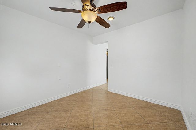 530 E ROSE Lane, Phoenix, AZ 85012