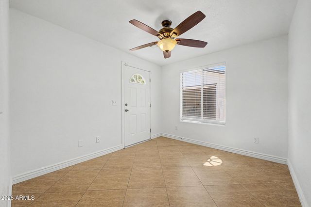 530 E ROSE Lane, Phoenix, AZ 85012
