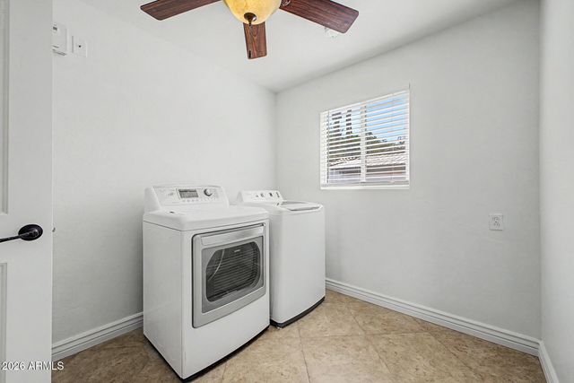 530 E ROSE Lane, Phoenix, AZ 85012