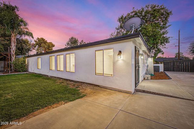 530 E ROSE Lane, Phoenix, AZ 85012