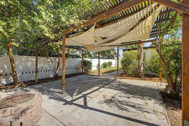 530 E ROSE Lane, Phoenix, AZ 85012