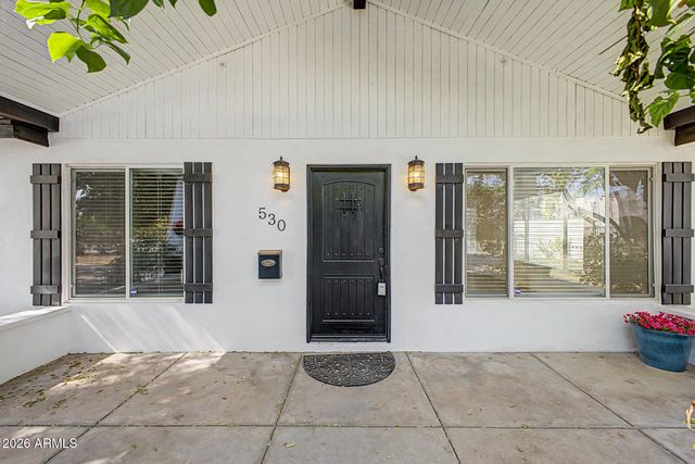 530 E ROSE Lane, Phoenix, AZ 85012