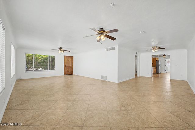 530 E ROSE Lane, Phoenix, AZ 85012