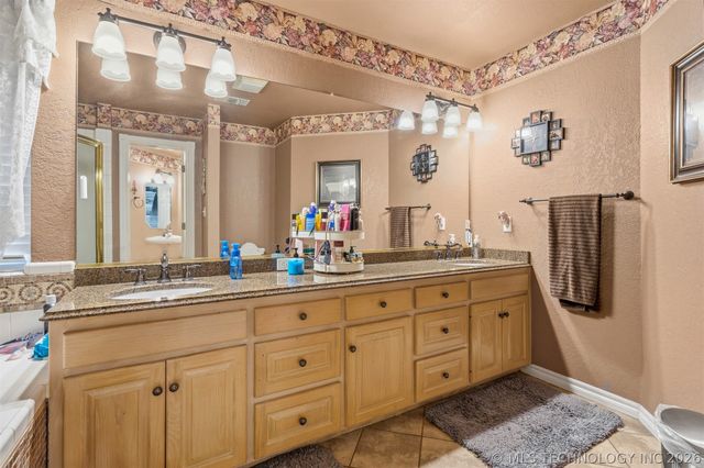 4358 Kings Road, Ardmore, OK 73401